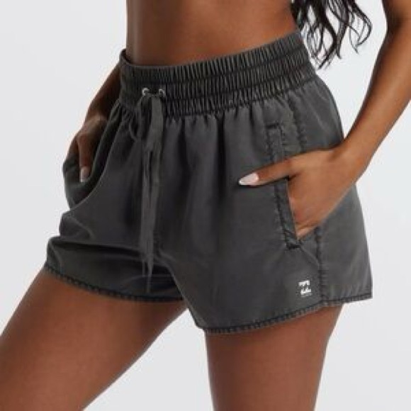 Billabong Sol Searcher New Volley Swim Shorts in Black Pebble - Picture 1 of 13